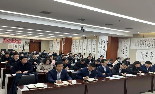 市产投集团召开划转企业全体员工会议(图2) 市产投集团召开划转企业全体员工会议(图2)